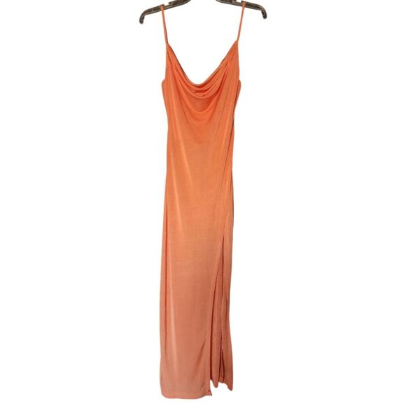 Dress - Picture 1 of 3